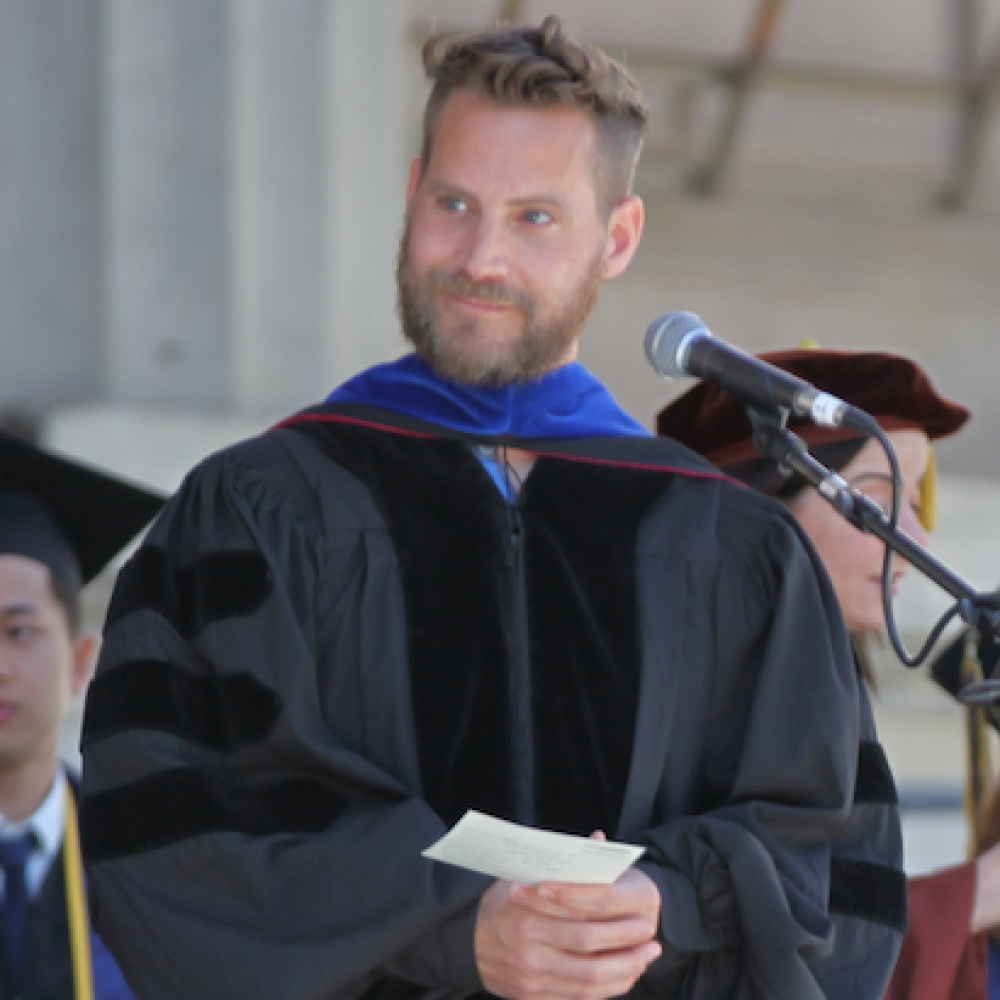 Profile image of Ian Kivelin Davis